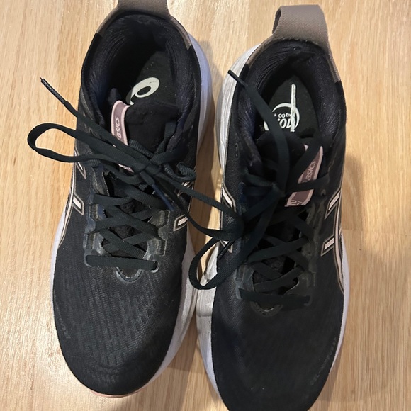 ASICS GEL NIMBUS Black and White Running Shoes WOMENS SIZE 8.5 - Picture 4 of 4